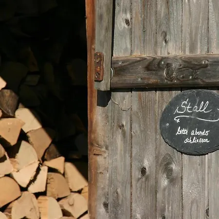 ファームステイ Isi-hof Schonfeld (Vulkaneifel)