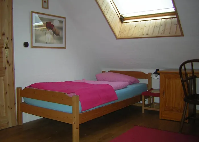 Isi-hof Schonfeld (Vulkaneifel)