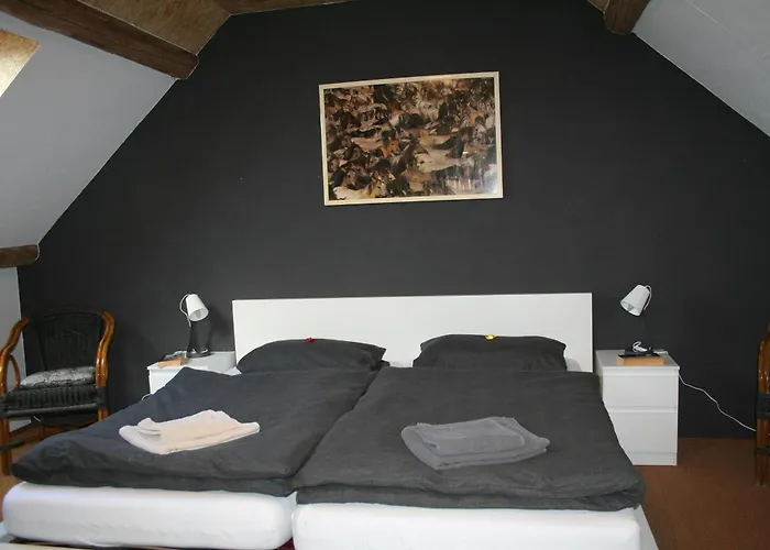 Isi-hof Schonfeld (Vulkaneifel)